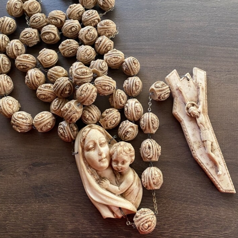 Rosary Alabaster material 64inches vintage